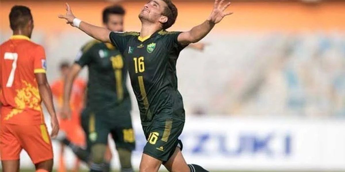 Mohd Riaz Riaz pleads Premier Shehbaz to revive departmental football | Nukta