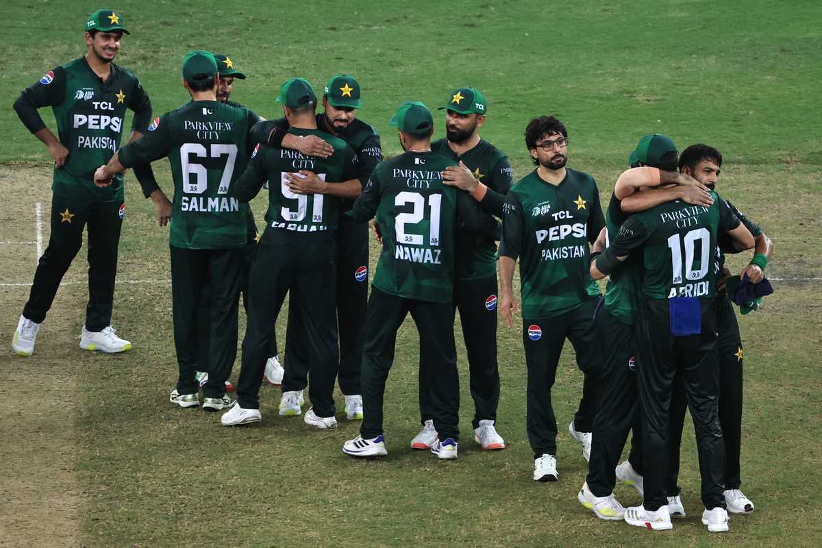 Pakistan down Bangladesh to set up Asia Cup final with India