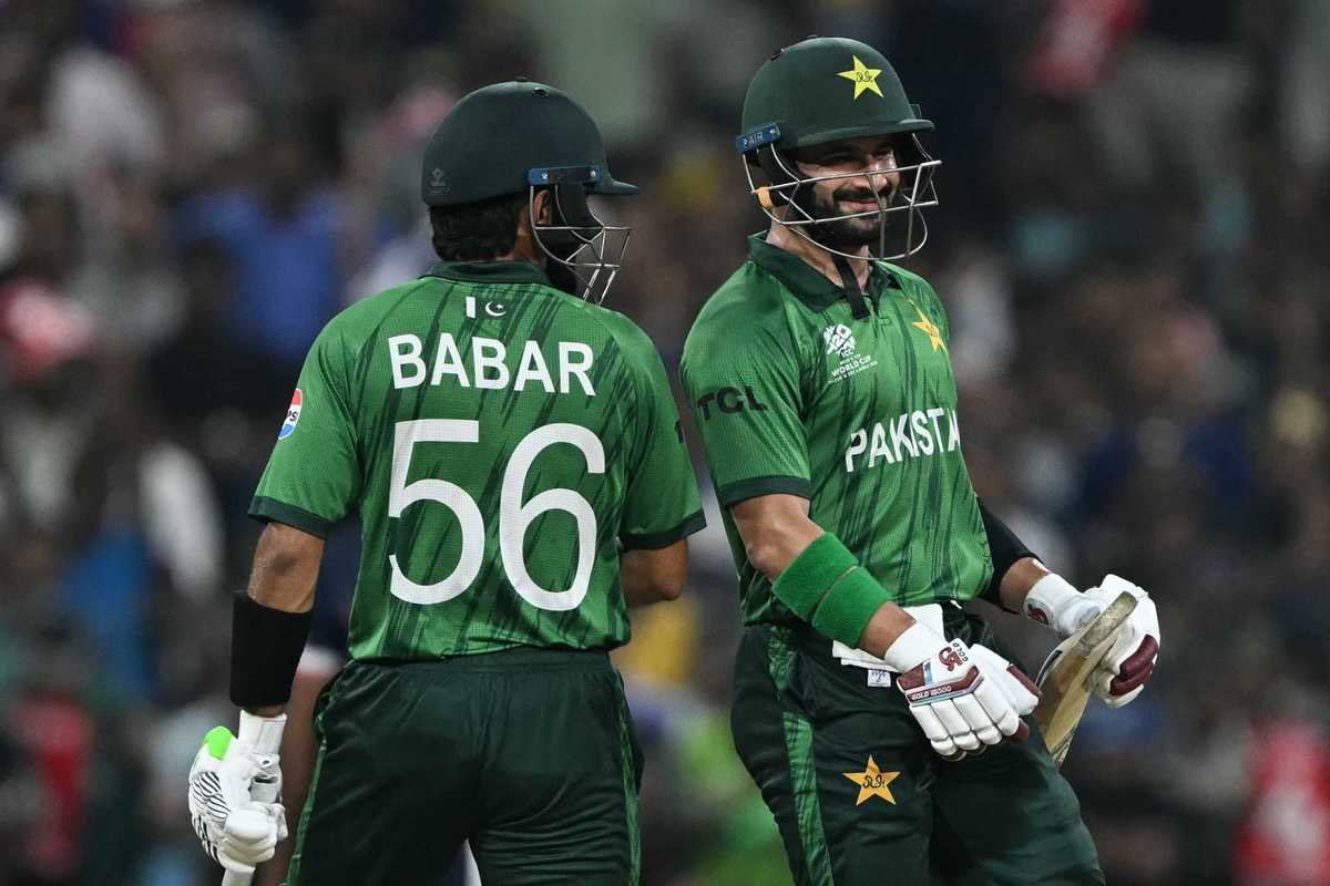 Pakistan eases past USA in T20 World Cup clash