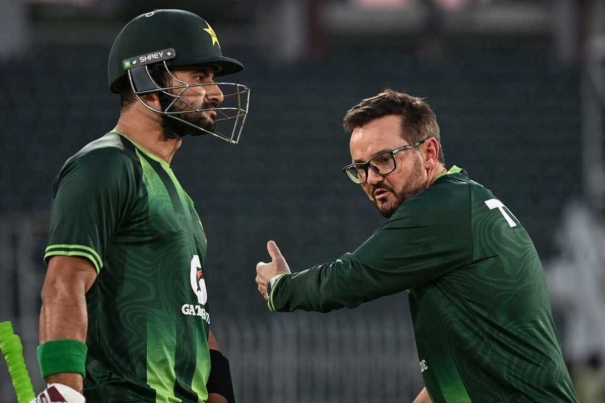 Hesson, Farhan reflect on Pakistan’s defeat in final Sri Lanka T20I