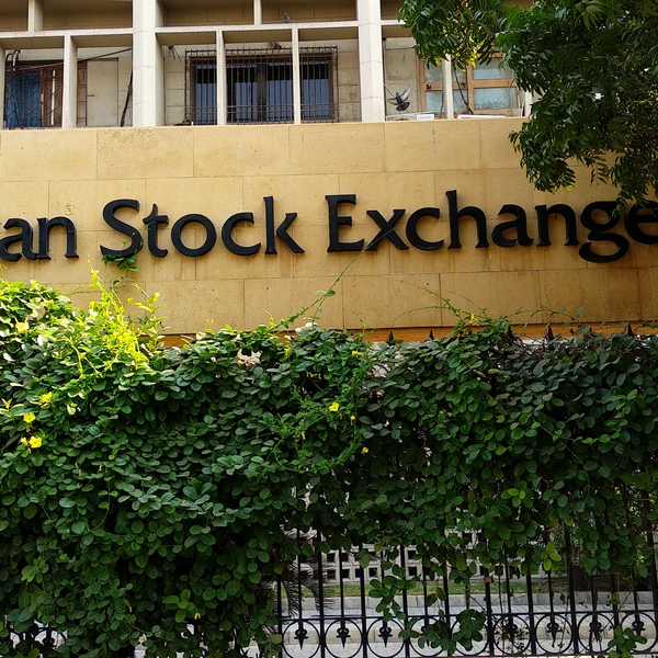 Pakistan stocks to remain under pressure over weak results, Reko Dik uncertainty