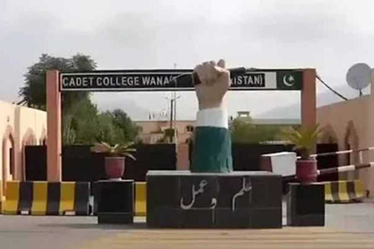 Pakistan ends 33-hour siege at cadet college, killing all four attackers