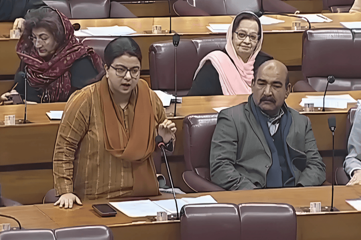 Pakistan in talks with Starlink amid internet woes: IT minister