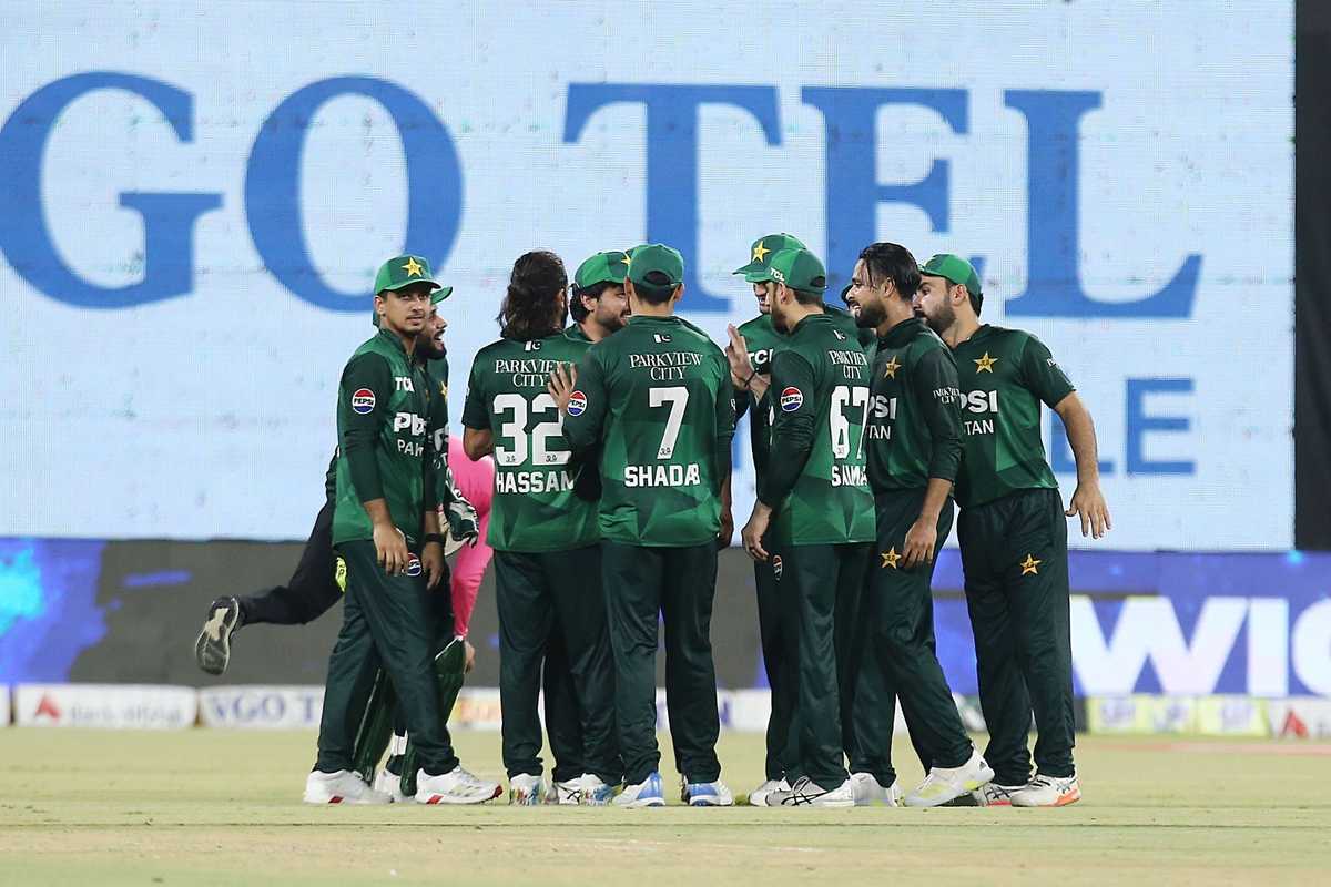 Farhan, Abrar shine as Pakistan seal T20I series with 57-run win over Bangladesh