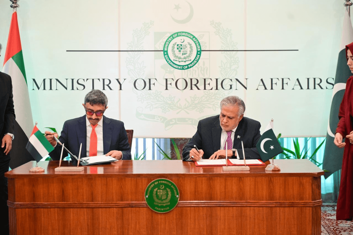 Pakistan, UAE sign MoUs on business, cultural and consular cooperation