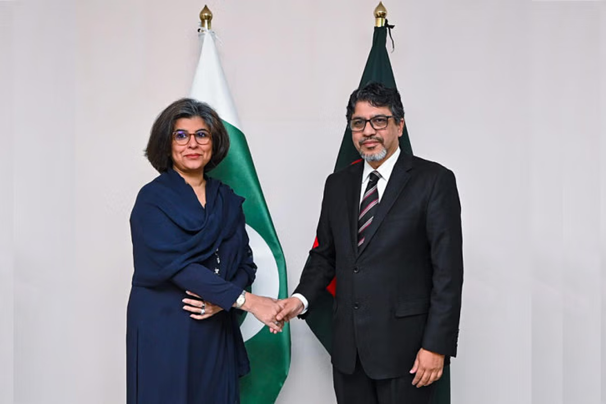Pakistan, Bangladesh hold diplomatic talks after 15-year pause
