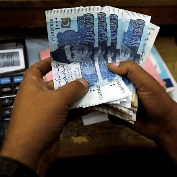 Pakistan rupee expected to hold stable at PKR 278/USD through 2026 on stronger buffers, says Fitch unit BMI
