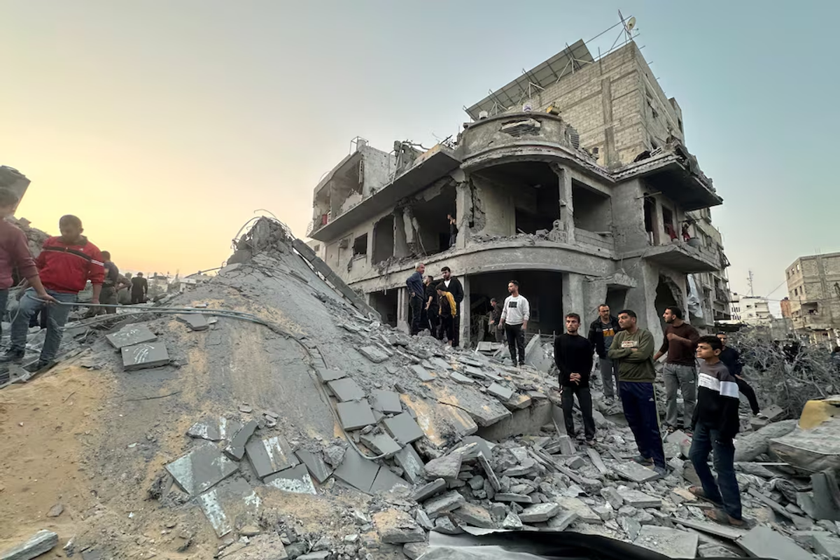 Dozens killed and wounded in Israeli strike on northern Gaza's Jabalia, medics say