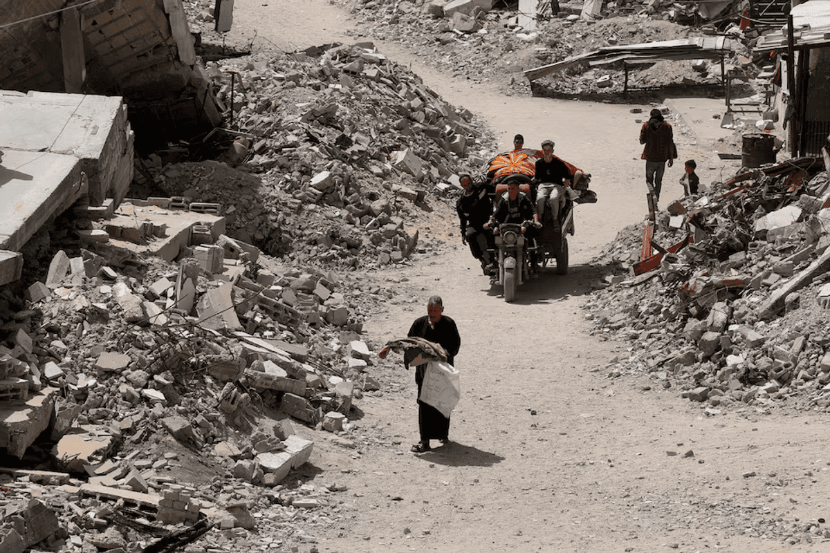 Hundreds of thousands flee as Israel seizes Rafah in new Gaza 'security zone'