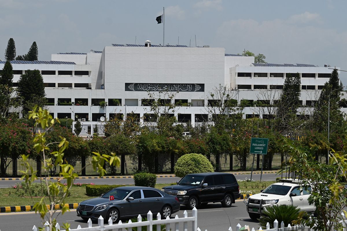 Pakistan Senate panel raises diyat value to 45,000 grams of silver