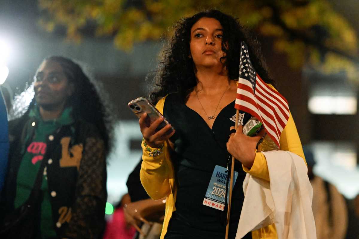 Americans must wait for their first woman president