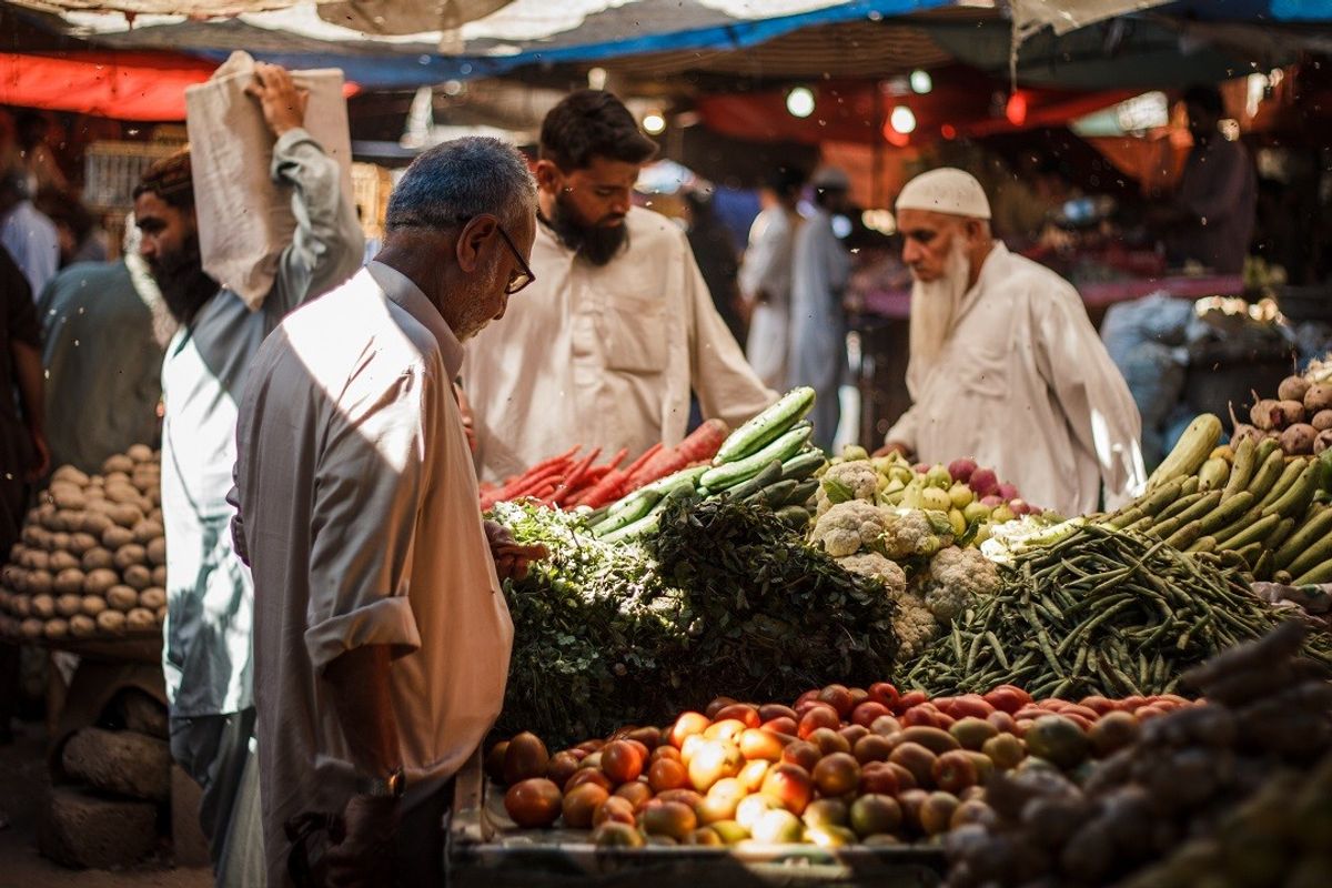 Pakistan inflation likely to fall to 5.6% in September