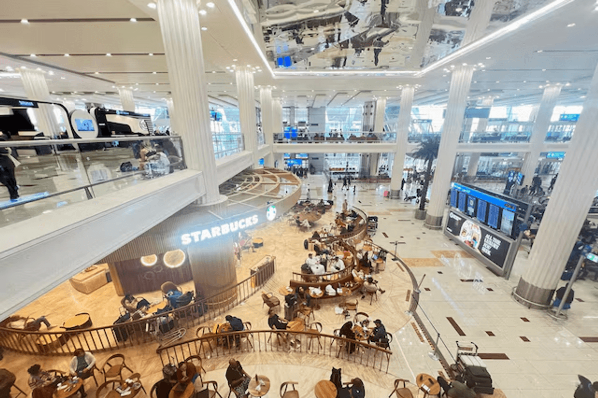 UAE aviation sector hits records in 2025 as passenger traffic surges