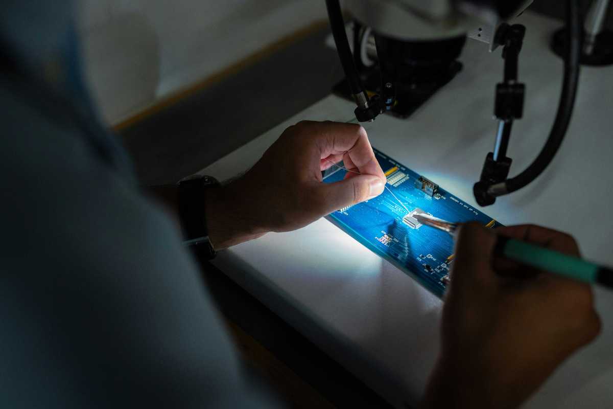 Pakistan sets 50% localization target under new electronics policy