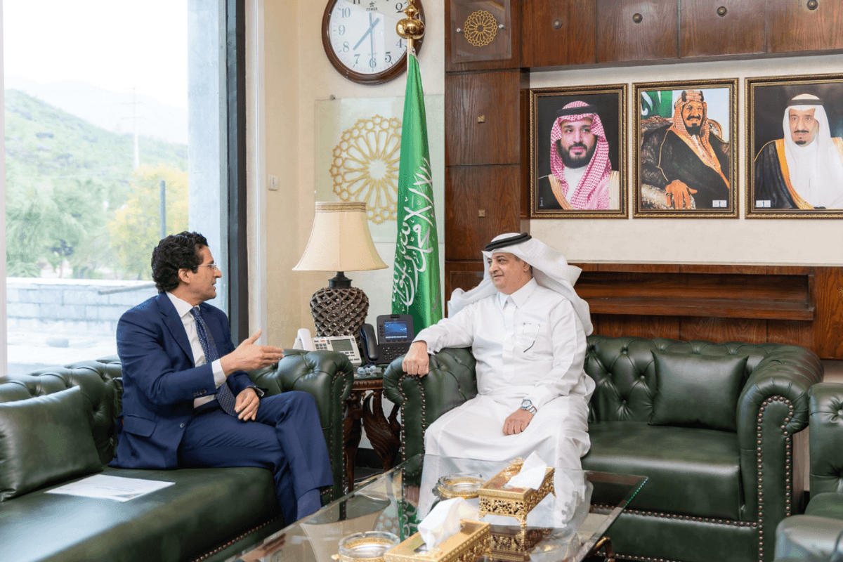 Saudi Arabia has assured oil supply for Pakistan through alternate route, says minister