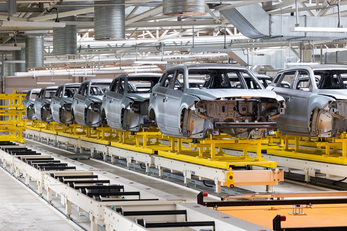 Pakistan's auto sales drop 18% in March