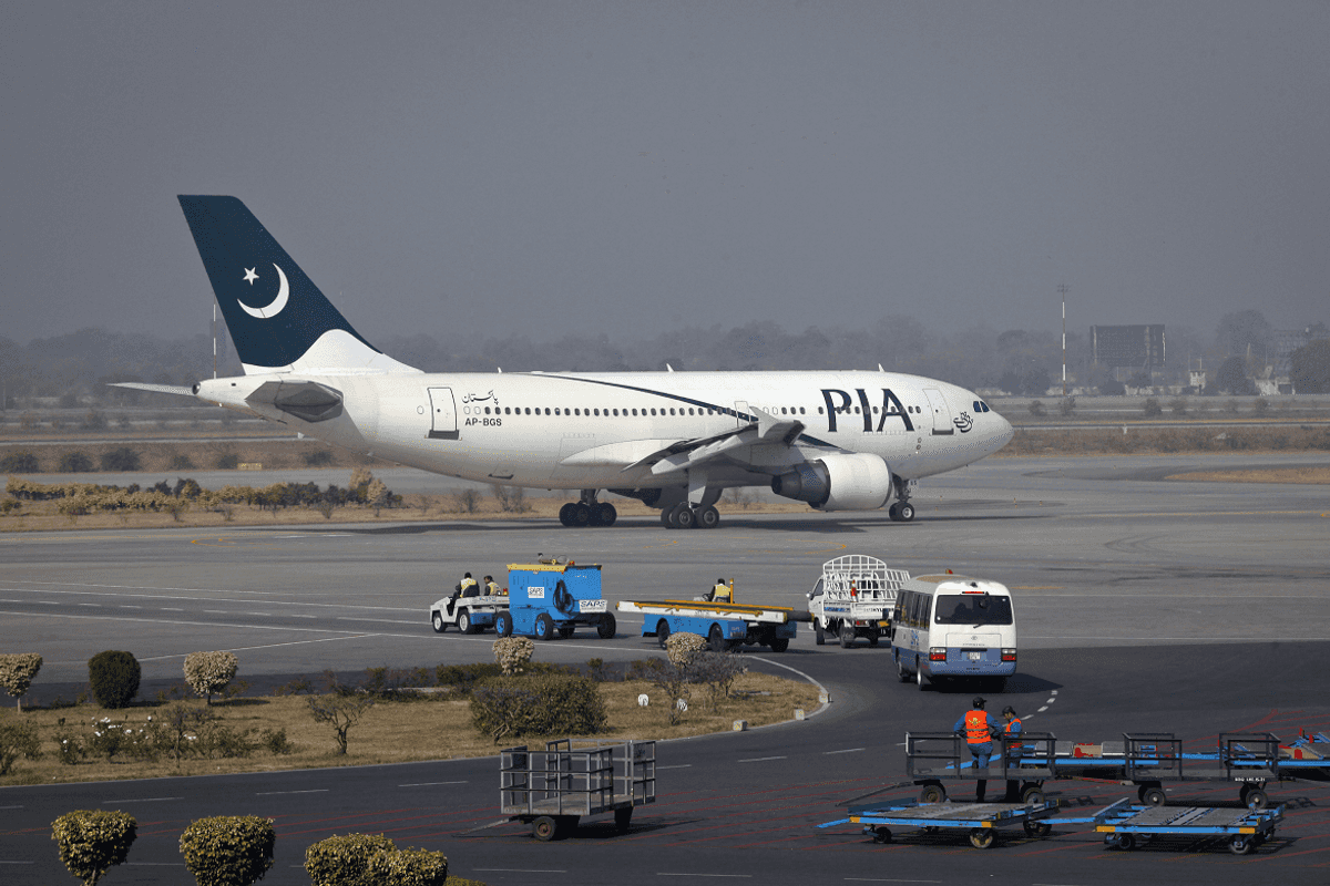 Pakistan completes first financial closing of PIA privatization, transfers management to consortium