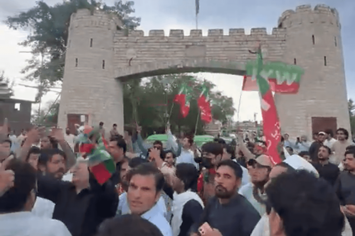 PTI protests in Khyber: 11 injured, about 50 arrested over emergency rule in KP
