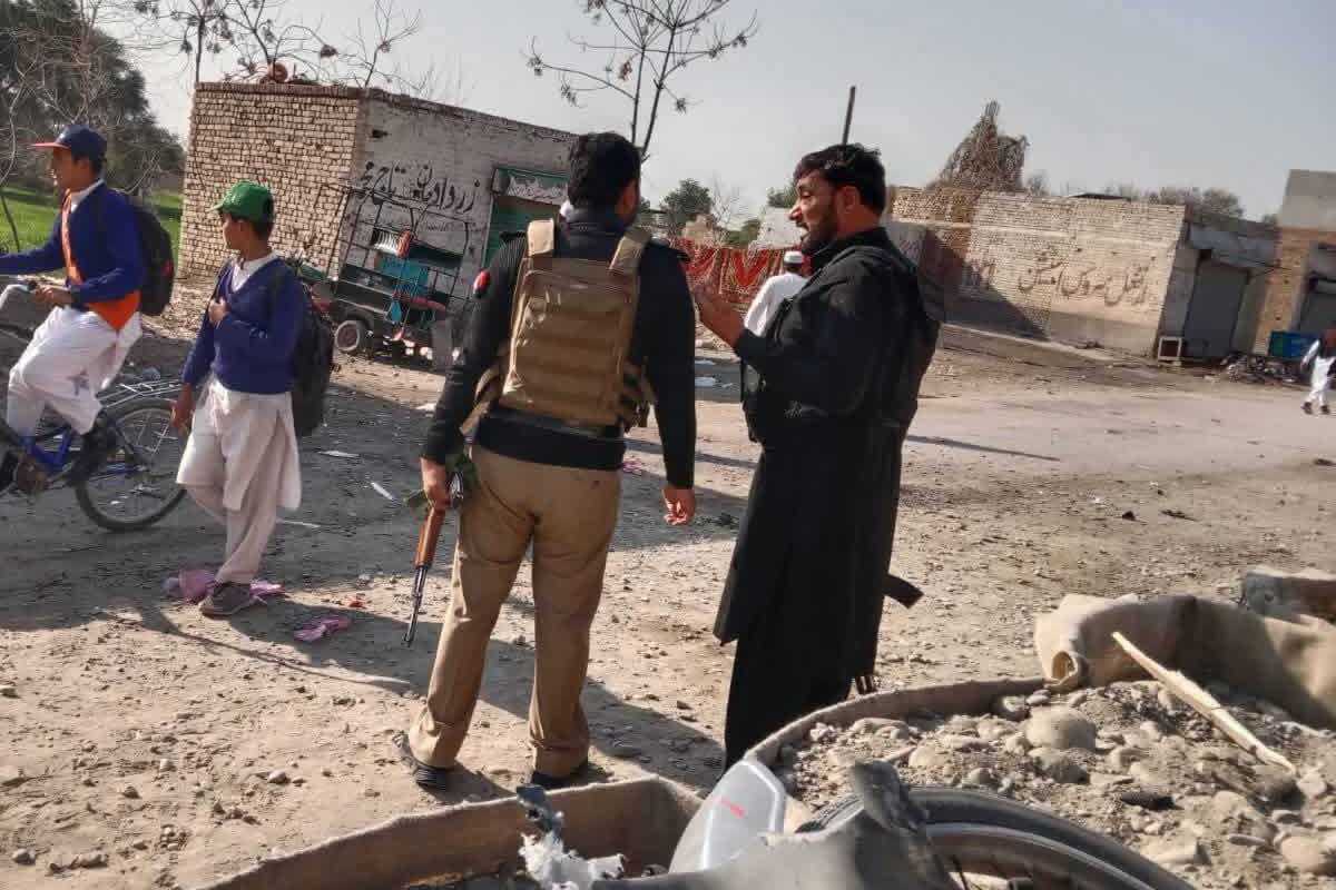 Explosion in northwest Pakistan leaves 2 dead, 12 wounded