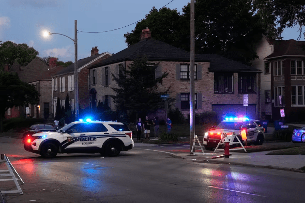 12 wounded in shooting near Toledo festival, suspects at large
