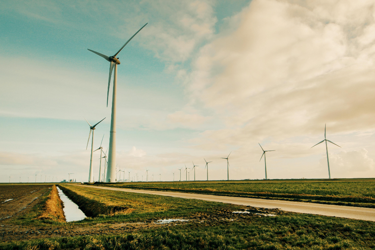 Renewable energy investments in Pakistan cross $4 billion in 14 years but more remain stalled