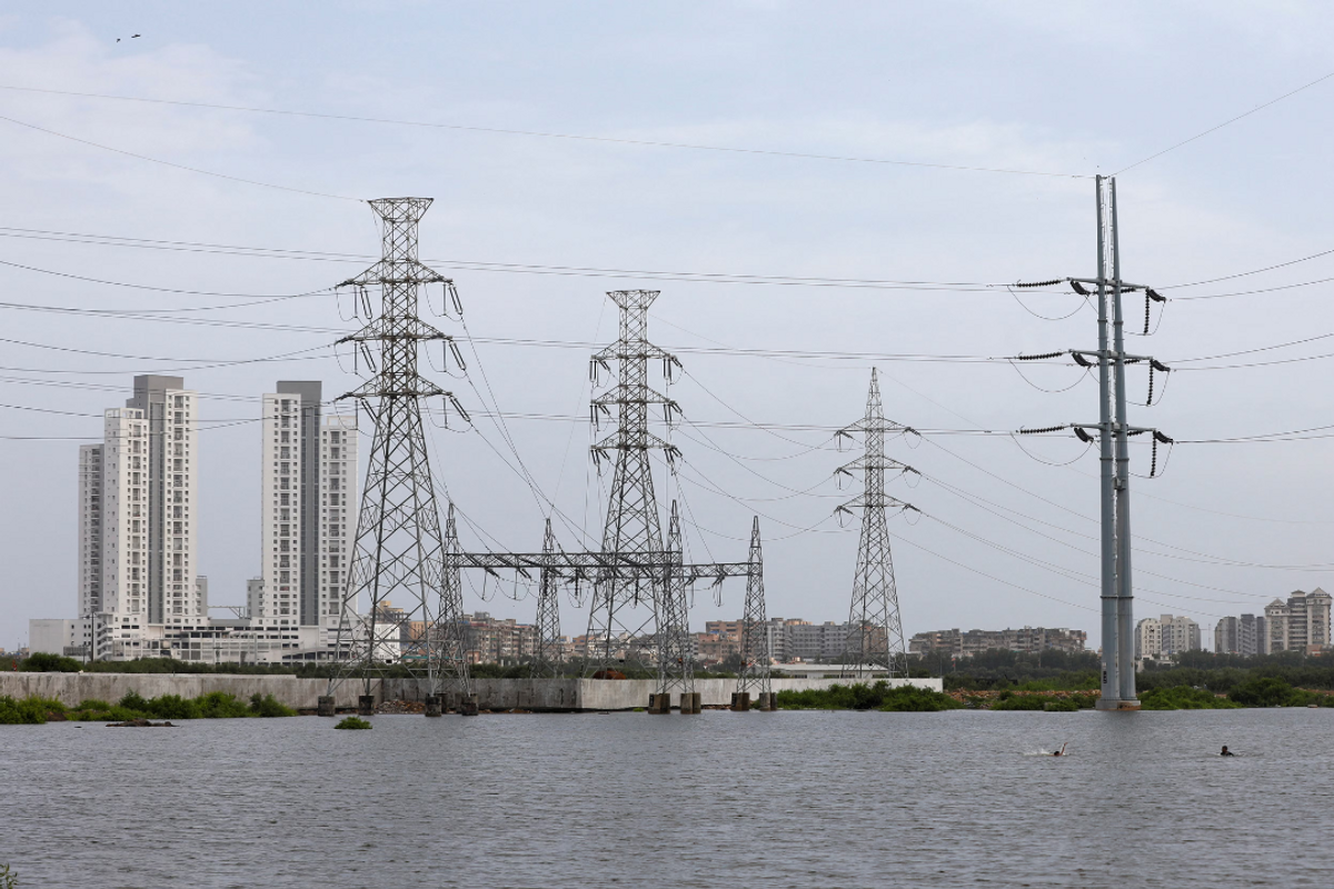 K-Electric launches Pakistan’s first-ever listed short-term retail sukuk