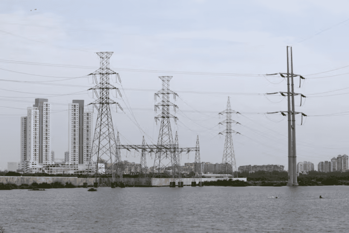 Electricity to become more expensive in Pakistan as govt imposes fixed charges