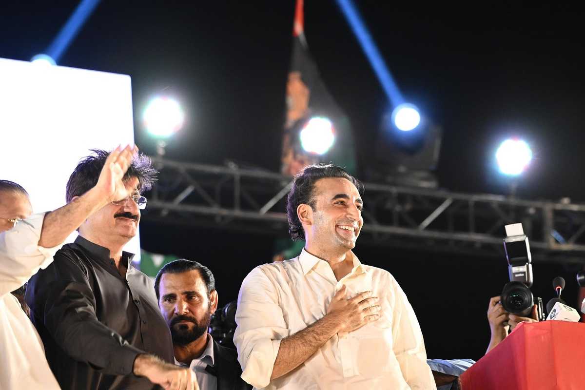 Key coalition partner threatens to quit over disputed canal projects in Pakistan