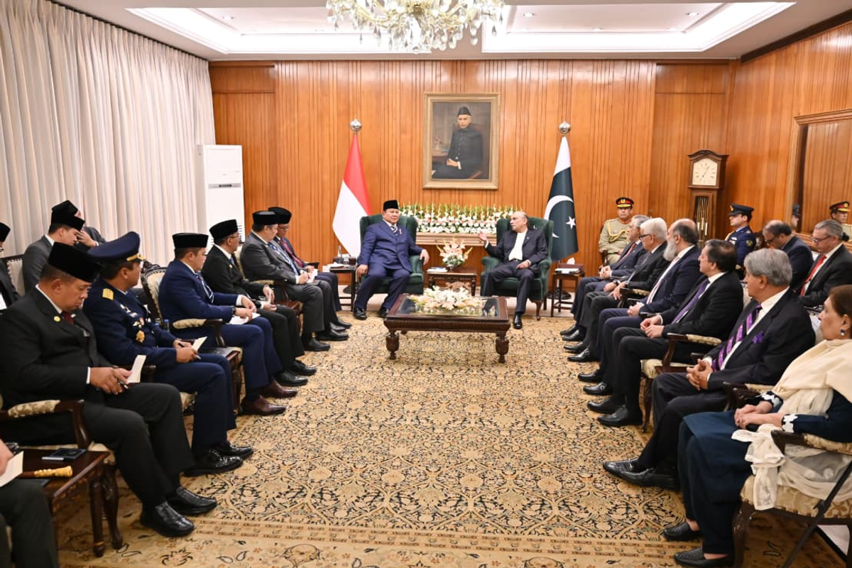 Pakistan, Indonesia sign agreements to boost trade, defense and education ties