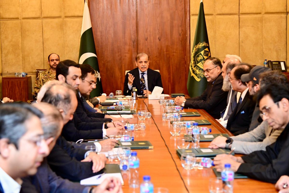 Pakistan's federal cabinet meets past midnight to approve fiercely argued constitutional amendments