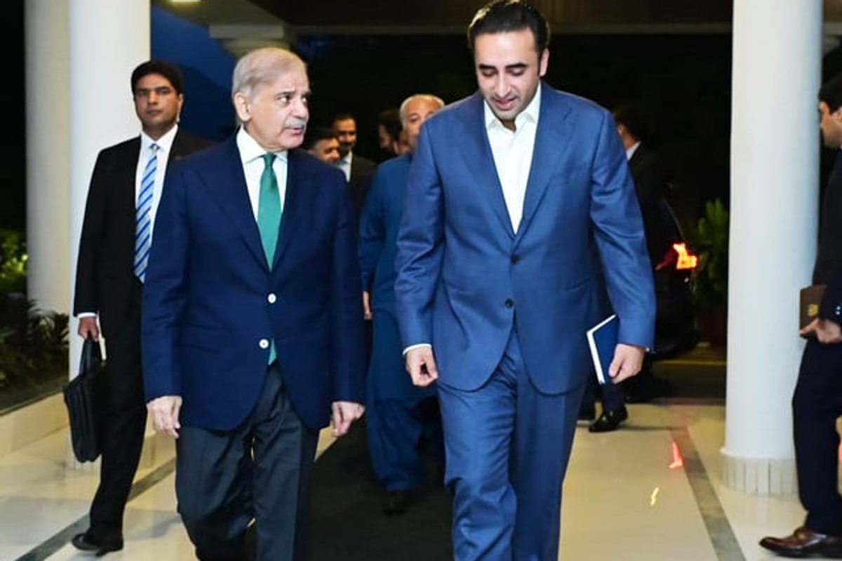 Pakistan’s ruling allies PPP and PML-N resume talks after weeks of political tension