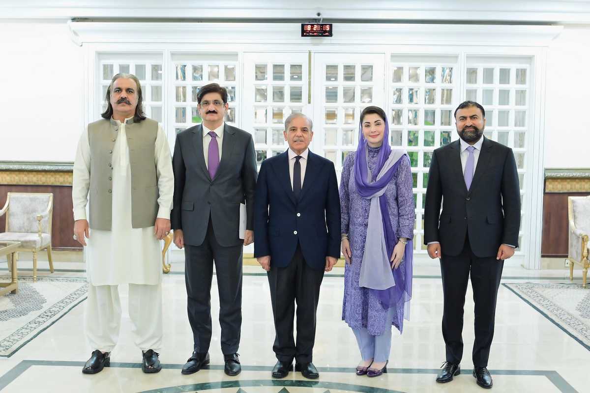 Pakistan freezes controversial canal projects amid water-sharing dispute