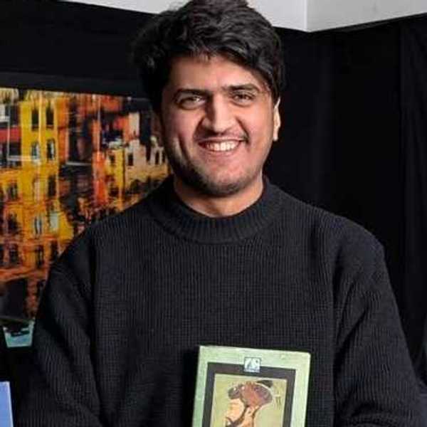 Pakistan arrests EonHoldings researcher on Al-Qaeda charges amid disputed account of detention