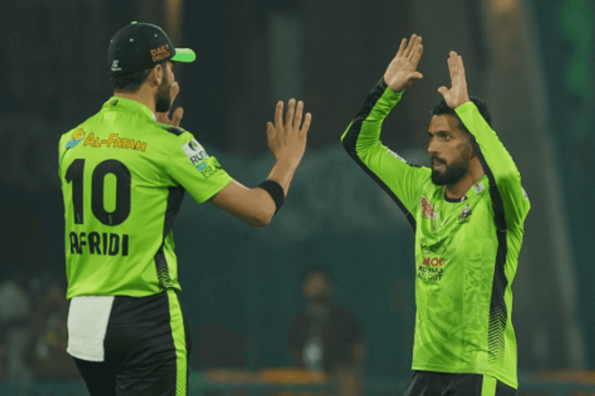 Raza stars as Qalandars crush United by 88 runs to end their unbeaten streak