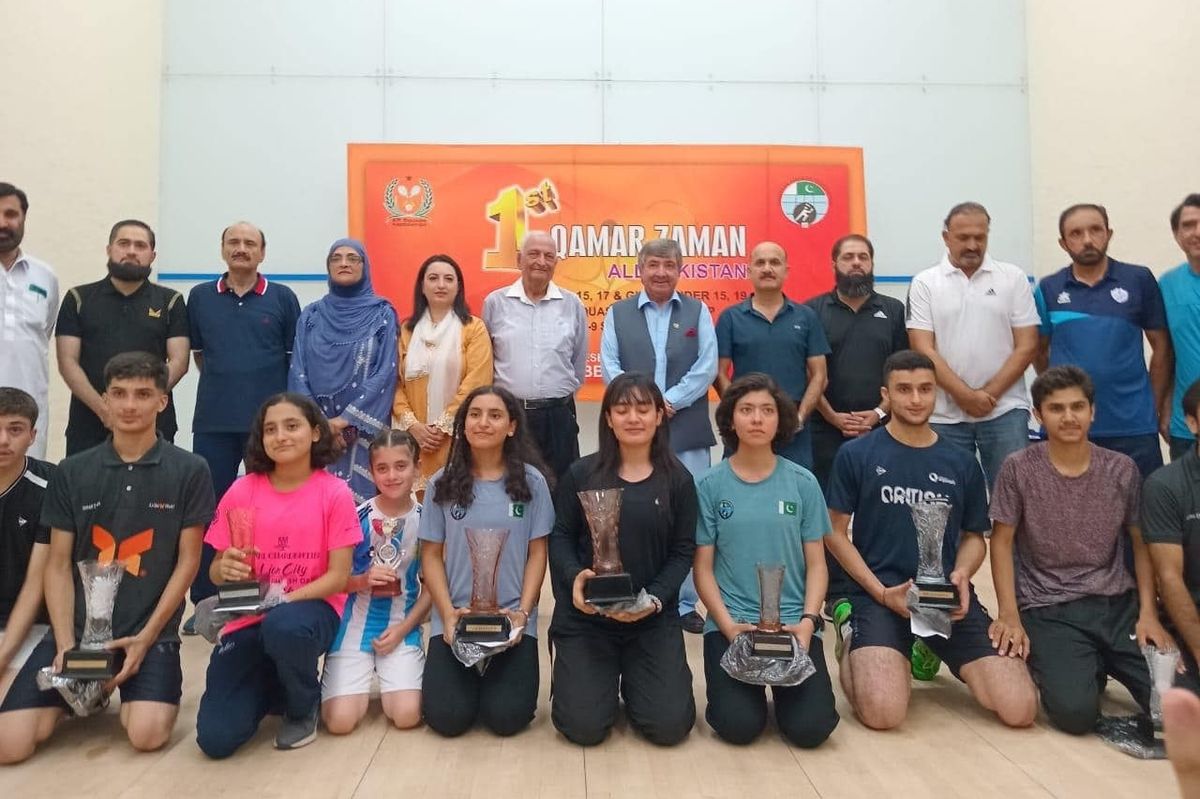 Squash legend Qamar Zaman urges Pakistani players to train harder for global success