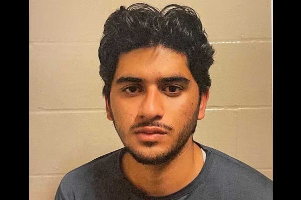 Pakistani man who allegedly plotted US attack linked to ISIS extradited from Canada