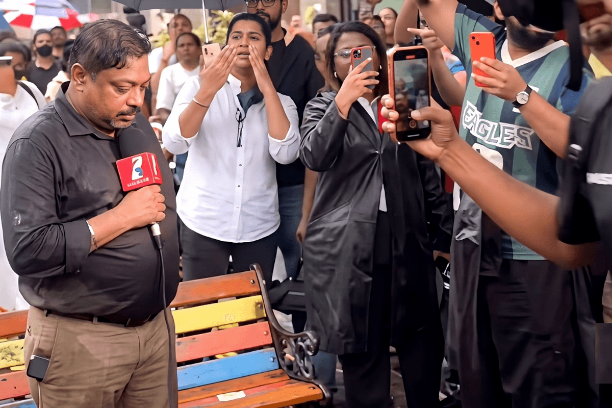 'Lapdog media': Indian reporters caught in youth protest anger
