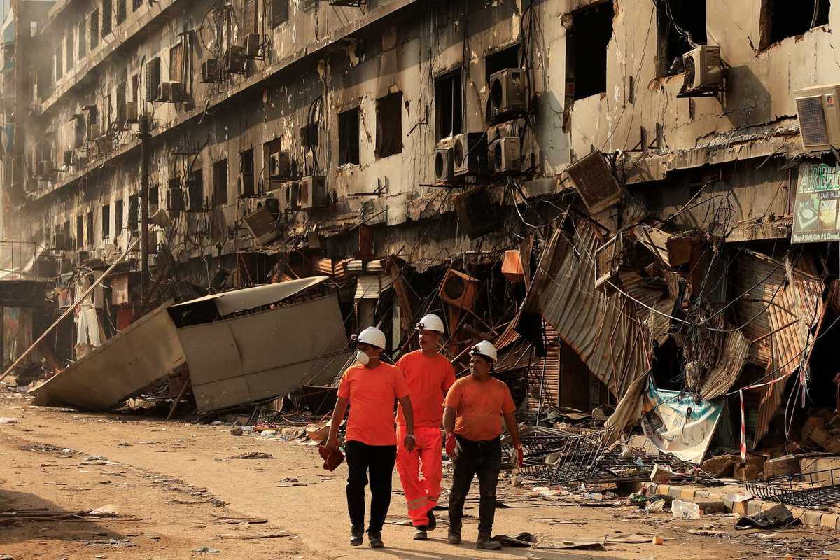 Search ends at Karachi Gul Plaza fire site as Pakistan police open probe