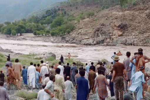 Flash flooding on Pakistan's Swat River kills at least nine, leaves more than 70 stranded