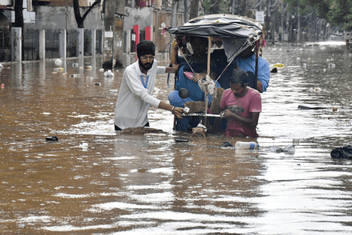 India monsoon floods, landslides kill more than 100 since July