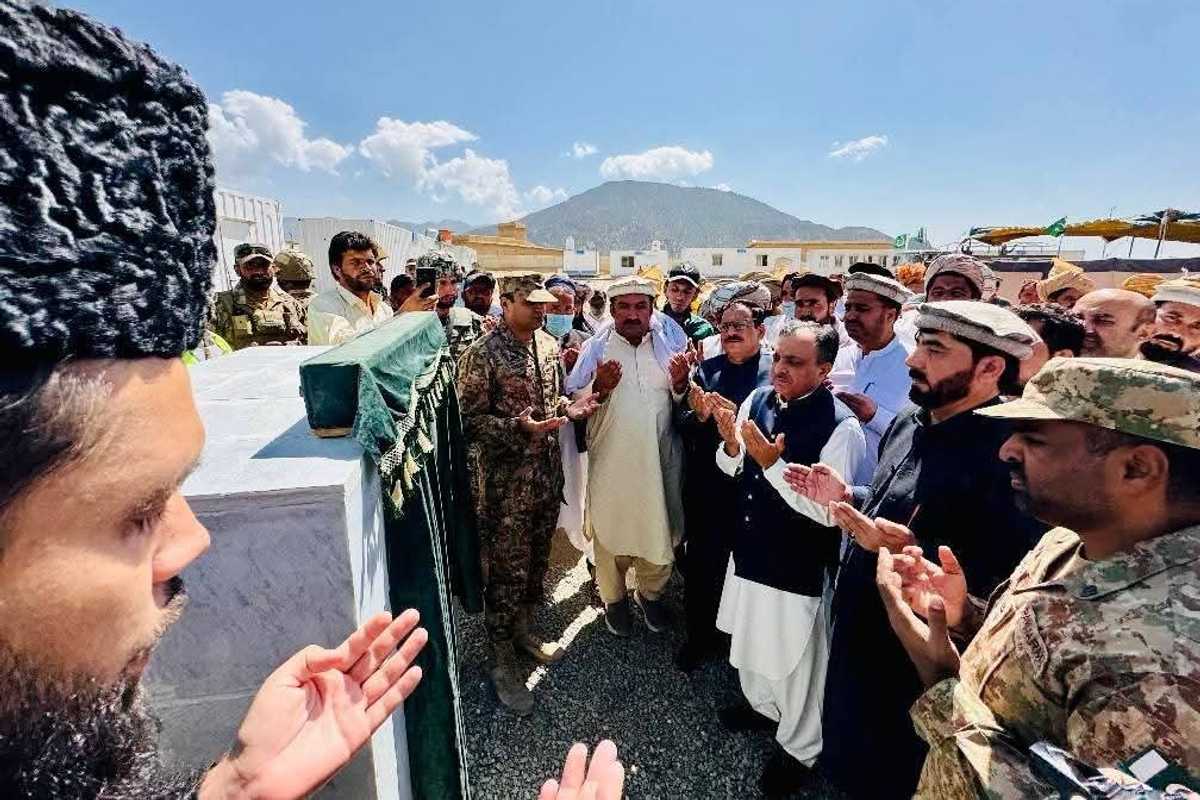Pakistan reopens Angoor Adda border crossing to boost trade with Afghanistan