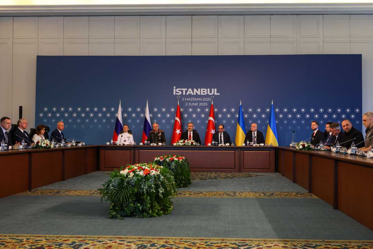 Russia sets out punitive terms at peace talks with Ukraine