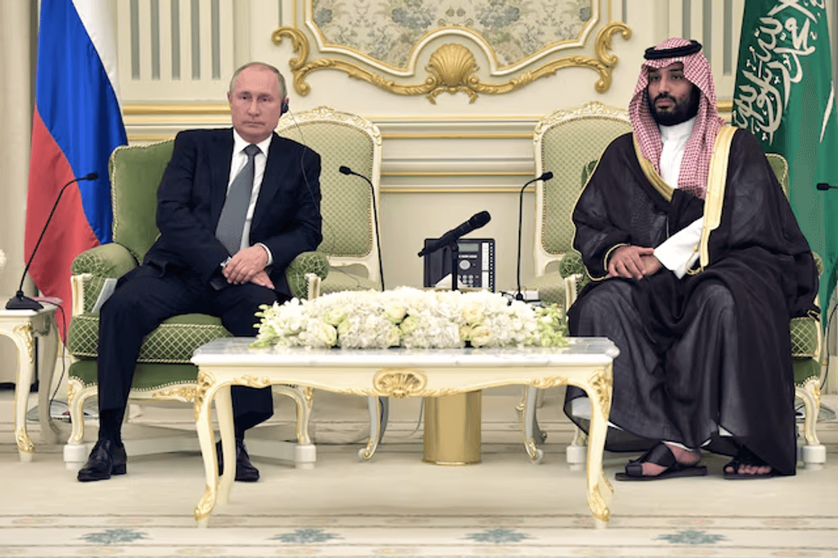 Saudi crown prince tells Putin he supports 'all initiatives' to end Ukraine war