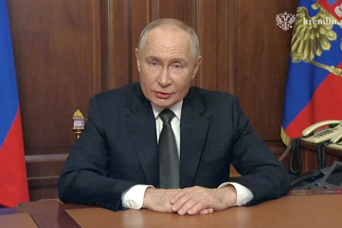 Putin says Russia fired hypersonic ballistic missile at Ukraine in warning to the West