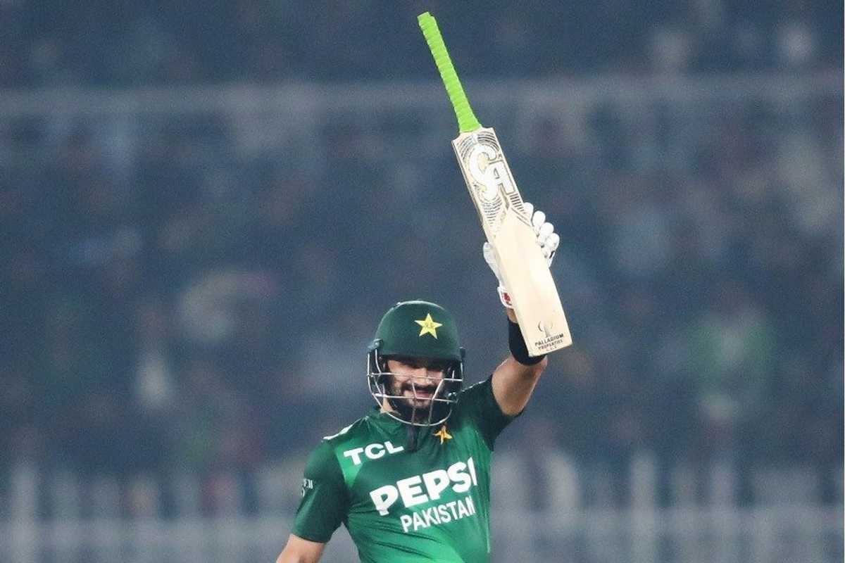 Farhan, Nawaz star as Pakistan register dominant win over Sri Lanka