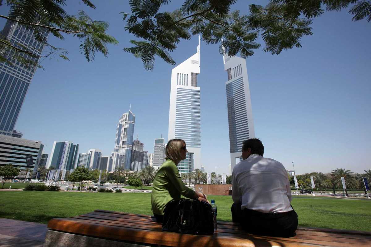 Sponsor family in Dubai: Minimum salary for spouse, children and parents