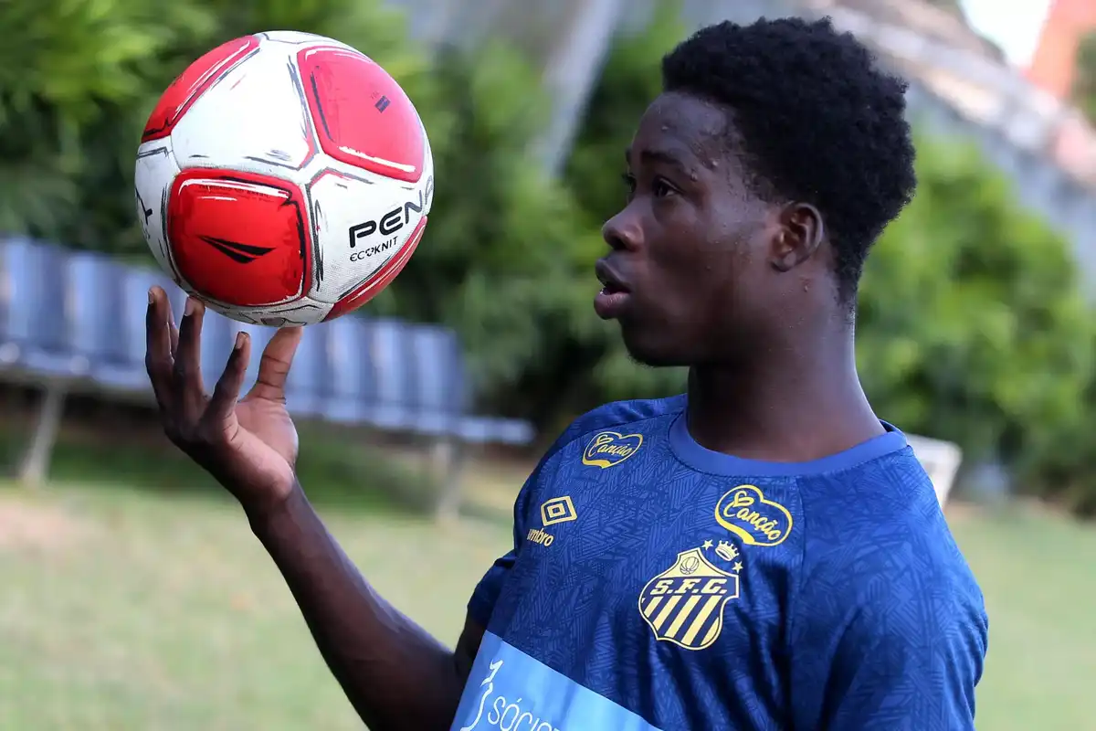 Young African players chase football 'dream' in Brazil