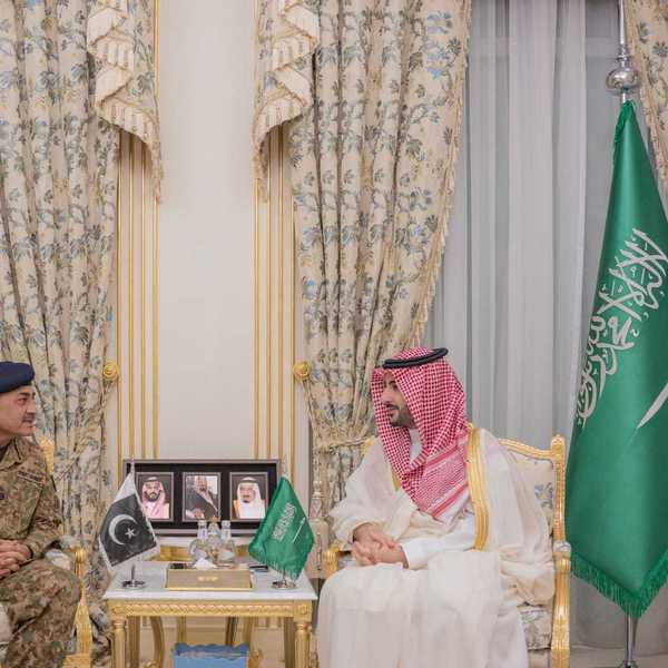 Saudi Defence Minister meets Field Marshal Asim Munir to advance joint military action under Makkah pact