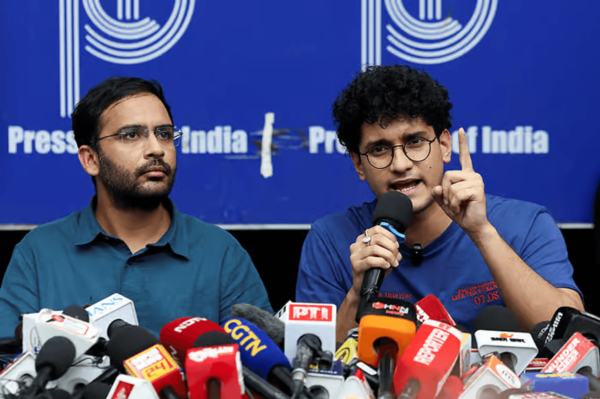 India orders release of top 'cockroach' movement leaders