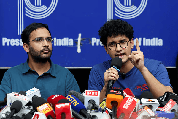 India orders release of top 'cockroach' movement leaders